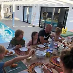 Casa *