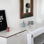 Casa *